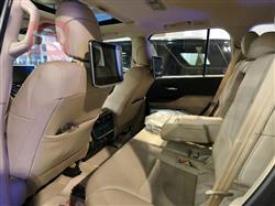 تۆیۆتا لاند کروزەر